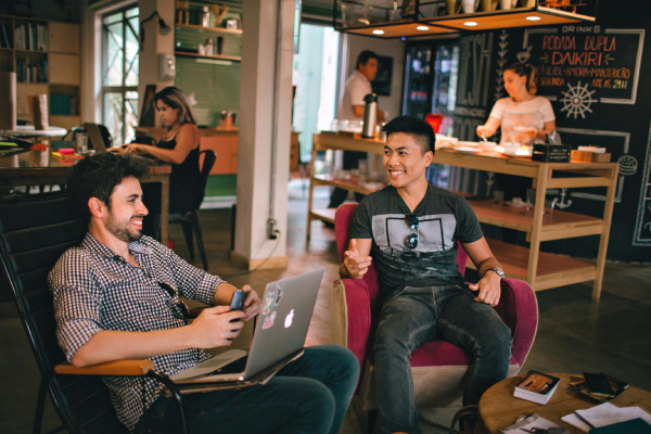 Virtual assistants discussing