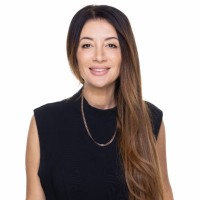 Elnaz Jahanrakshan, entrepreneur and Outshore client